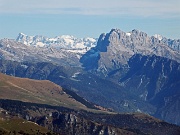 72  Zoom in Presolana con Adamello alle spalle